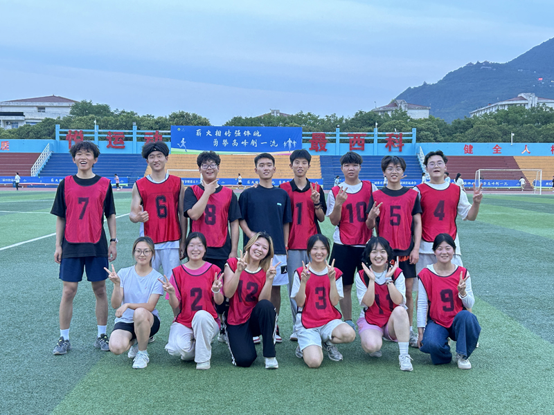 活力飞扬，“盘”出精彩：通信学院青年飞盘队正式成立​